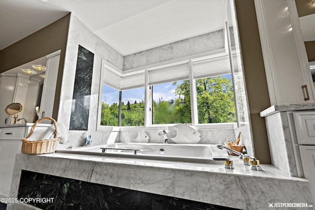 9900 Hillhaven Cir, Anchorage, AK 99507 - full bath with a jetted tub
