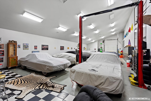 9900 Hillhaven Cir, Anchorage, AK 99507 - view of garage