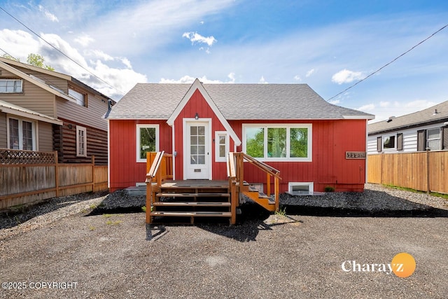 799 8th Ave, Fairbanks, AK 99701 - view of front of house featuring roof with shingles and a fenced backyard