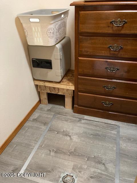 50470 Maranatha Ln, Nikiski/North Kenai, AK 99611 - detailed view of baseboards