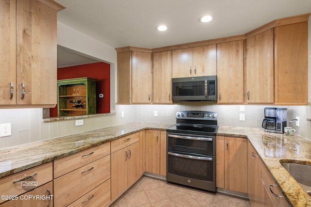 13521 Jarvi Dr, Anchorage, AK 99515 - photo 7