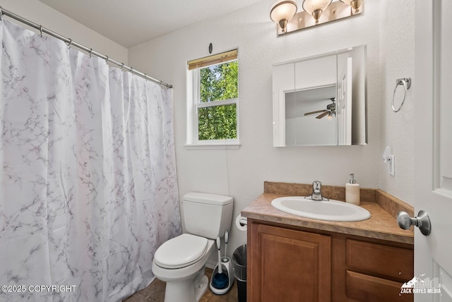 7595 E Breckenridge Dr, Wasilla, AK 99654 - bathroom featuring vanity, a shower with shower curtain, and a ceiling fan