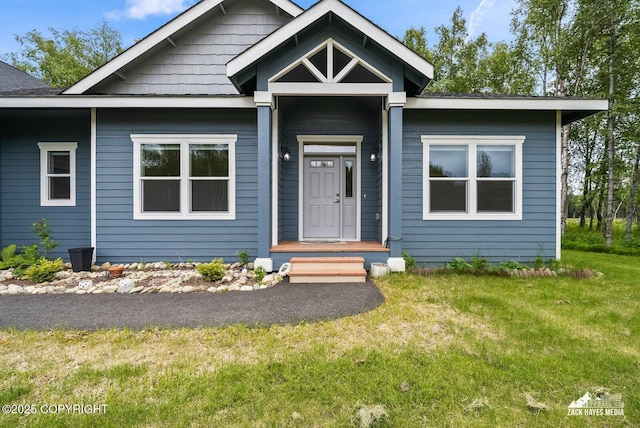 8028 E Yarn Spinner Cir, Palmer, AK 99645 - view of front of property featuring a front lawn