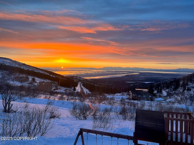 10380 Honey Bear Ln, Anchorage, AK 99516 - view of mountain background