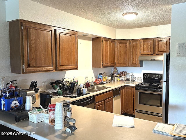 4376 Dartmouth Dr # 9, Fairbanks, AK 99709 - kitchen featuring stainless steel range with electric cooktop, under cabinet range hood, light countertops, dishwashing machine, and a textured ceiling