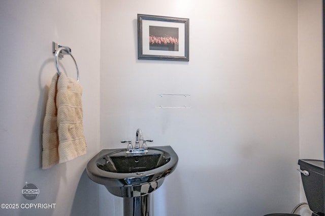 14121 Sunview Dr, Anchorage, AK 99515 - half bath featuring a sink