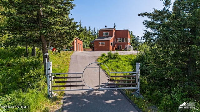 11411 Snowline Dr, Anchorage, AK 99507 - view of gate