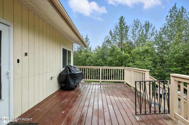 1447 N Ranch Rd, Palmer, AK 99645 - wooden terrace with area for grilling