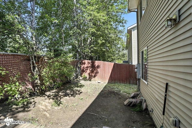 6403 E 10th Ave # 26, Anchorage, AK 99504 - view of yard