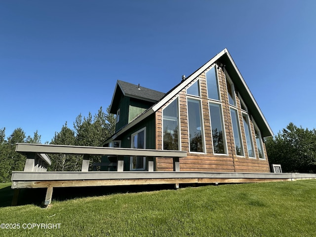 10821 E Valley Crest Dr, Palmer, AK 99645 - view of home's exterior featuring a yard