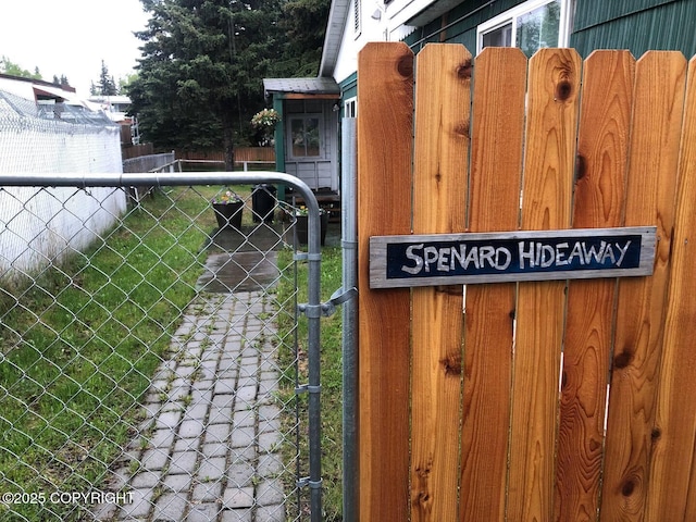 1801 Cleveland Ave, Anchorage, AK 99517 - photo 25