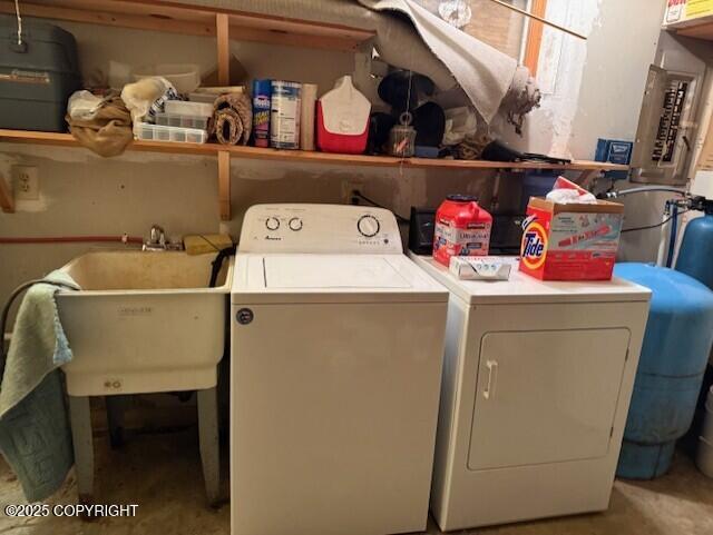 21033 Sterling Hwy, Ninilchik, AK 99639 - laundry area with washing machine and clothes dryer