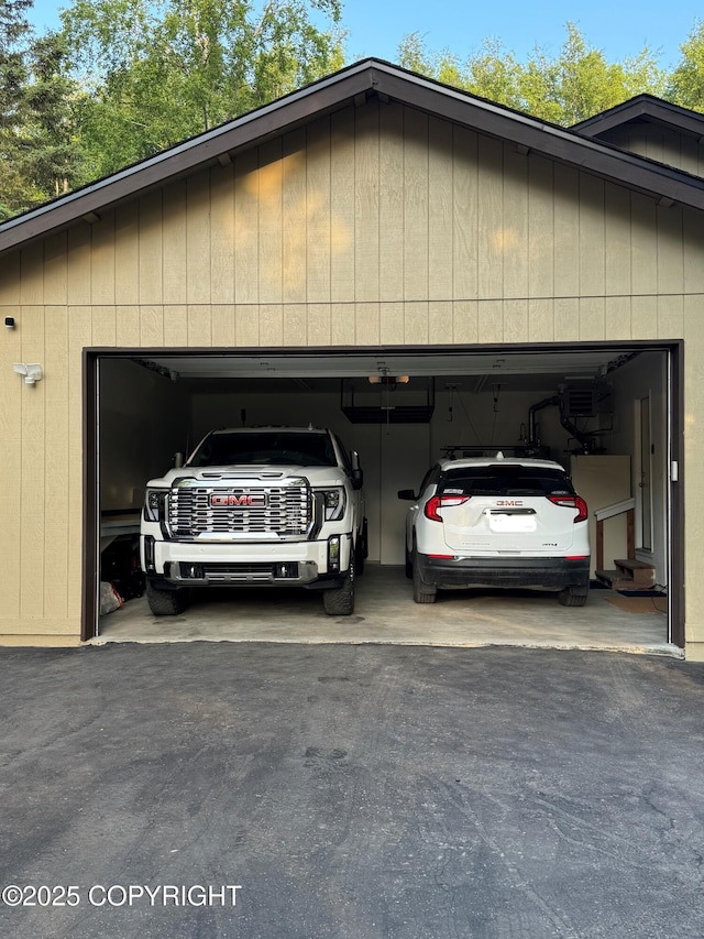 6312 Air Guard Rd, Anchorage, AK 99502 - view of garage