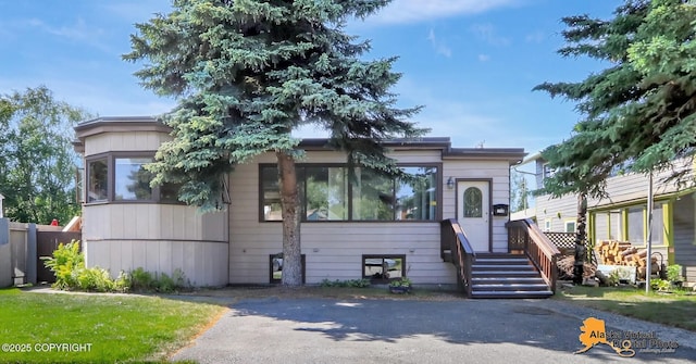 1110 F St, Anchorage, AK 99501 - view of front of house