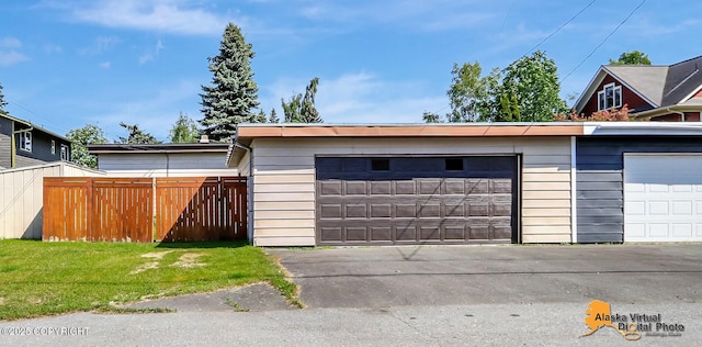 1110 F St, Anchorage, AK 99501 - view of detached garage