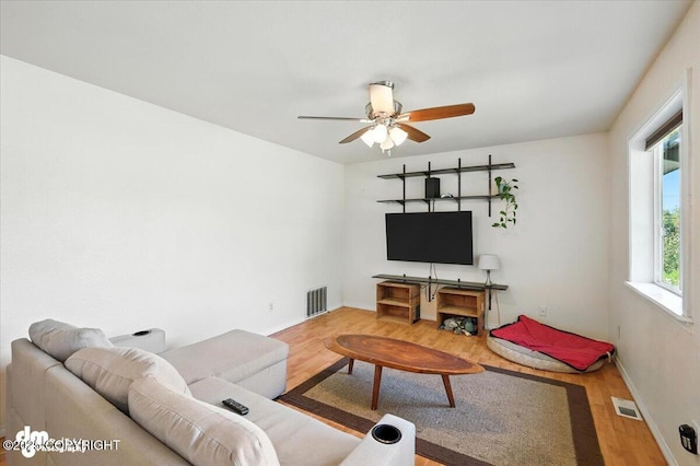 600 E Strathclyde Ln, Wasilla, AK 99654 - living area with wood finished floors and a ceiling fan
