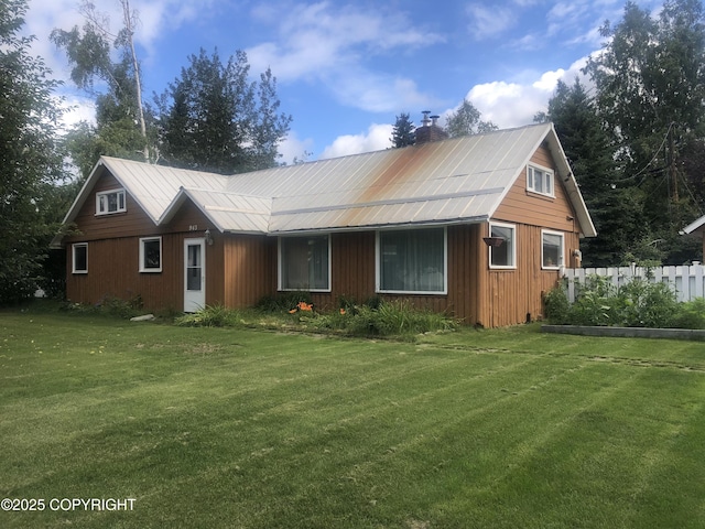 943 Gilmore St, Fairbanks, AK 99701 - photo 1