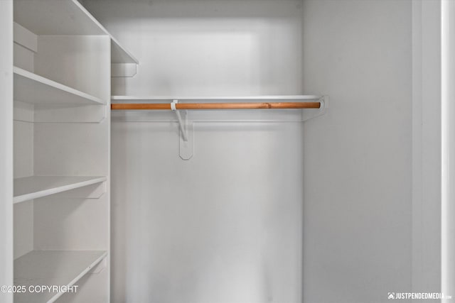 2439 Maritime Loop, Anchorage, AK 99515 - view of spacious closet