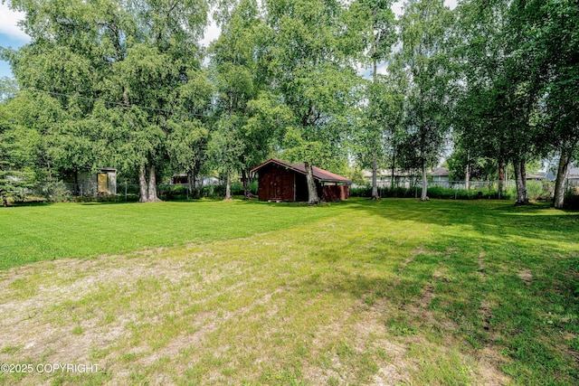 312 W Riverview Ave, Soldotna, AK 99669 - view of yard featuring an outbuilding