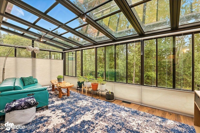 1535 M St, Anchorage, AK 99501 - sunroom / solarium featuring an outdoor living space