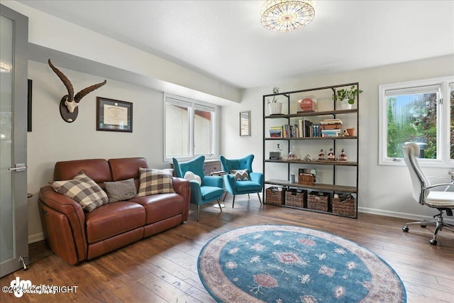 1535 M St, Anchorage, AK 99501 - living area featuring hardwood / wood-style flooring and baseboards