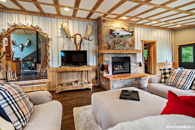 29416 W Deshka Landing Rd, Willow, AK 99688 - living area featuring a fireplace, wood finished floors, and recessed lighting
