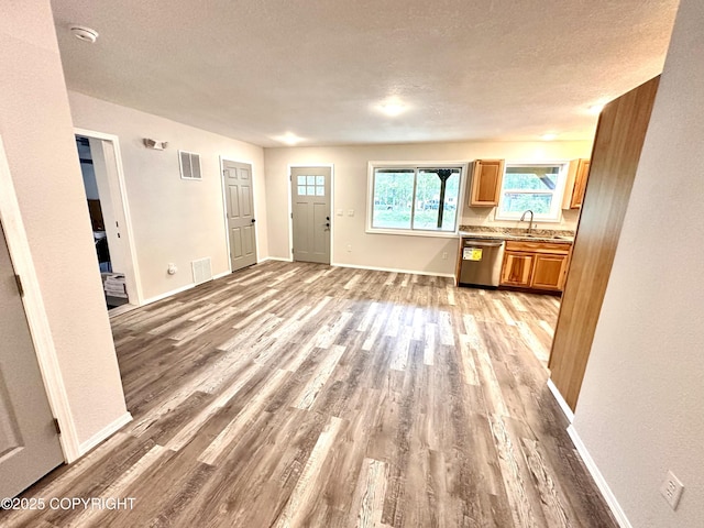 35870 Glory St, Soldotna, AK 99669 - entrance foyer with light wood finished floors and a textured ceiling