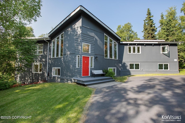 4450 Trapline Dr, Anchorage, AK 99516 - view of front of house with a front lawn