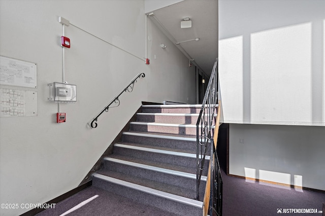 3100 Ward Pl Unit 6, Anchorage, AK 99517 - view of stairway