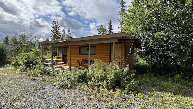 34704 Dolly Way, Sterling, AK 99672 - chalet / cabin featuring faux log siding