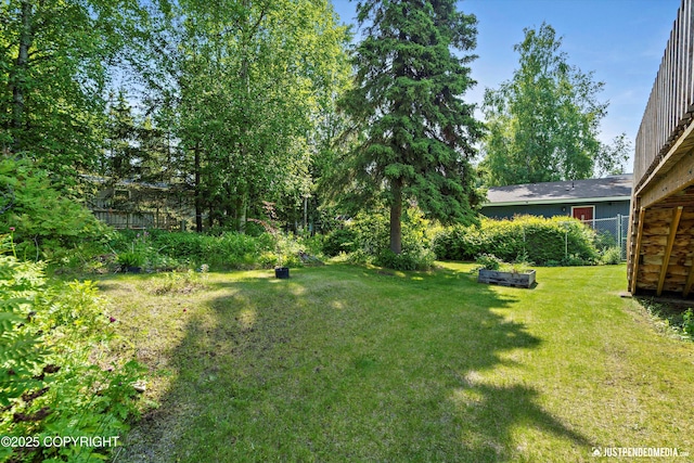 3217 Purdue St, Anchorage, AK 99508 - view of green lawn
