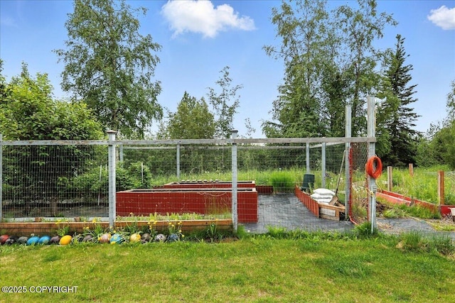 35485 Bluff Ct, Sterling, AK 99672 - view of green lawn