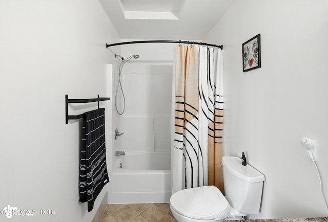 196 W Fairview Ave, Homer, AK 99603 - bathroom featuring toilet and shower / tub combo