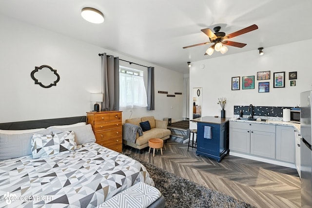 196 W Fairview Ave, Homer, AK 99603 - bedroom featuring a sink