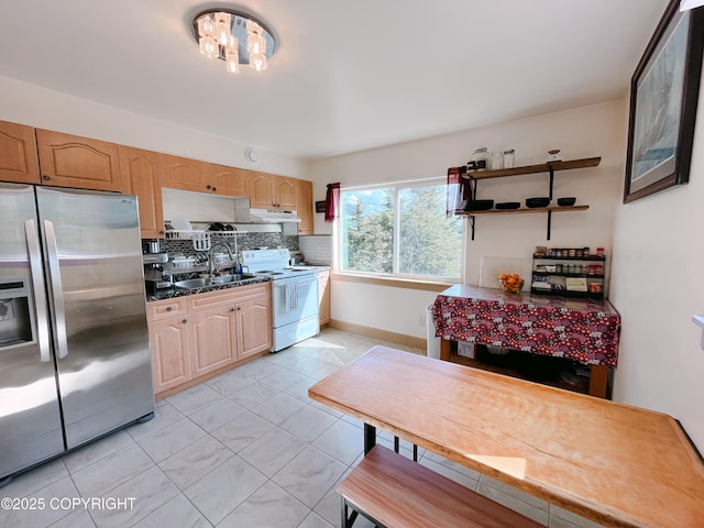 125 Kings Row, Petersburg, AK 99833 - photo 3