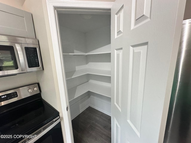 5705 Felix Cir, Homer, AK 99603 - view of pantry