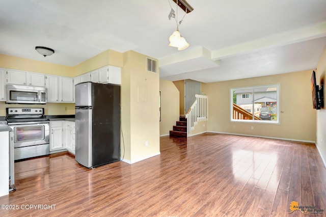 8010 Evans Cir, Anchorage, AK 99507 - photo 10