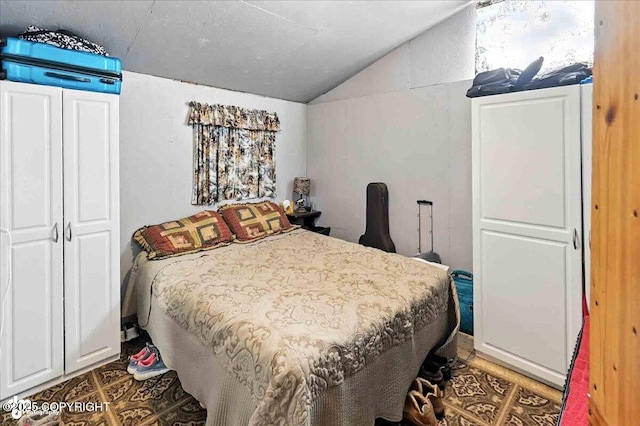 57541 Clam Diggers Ave, Clam Gulch, AK 99568 - bedroom with lofted ceiling