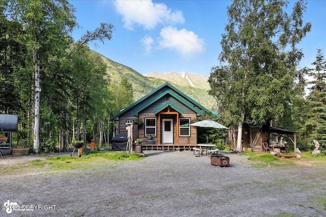 18095 Langille Rd, Cooper Landing, AK 99572 - view of front facade with a mountain view