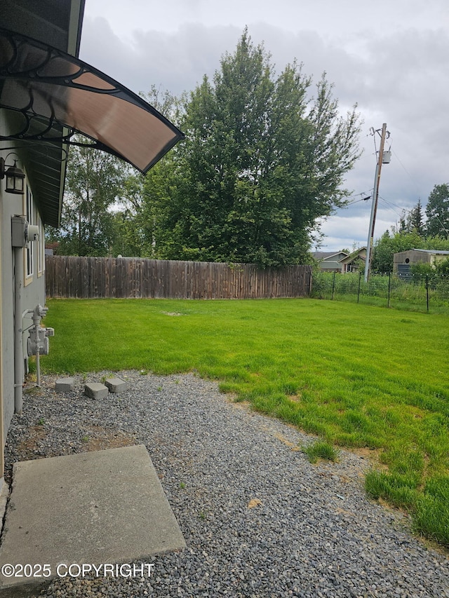 150 S Leibrock St, Soldotna, AK 99669 - view of yard