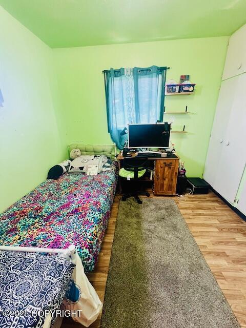 515 Maple Ave, Kodiak, AK 99615 - bedroom featuring wood finished floors