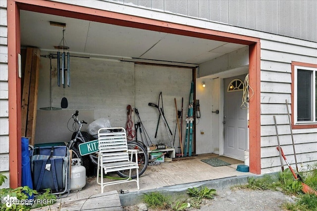 63735 Caribou Ln, Hope, AK 99605 - property entrance