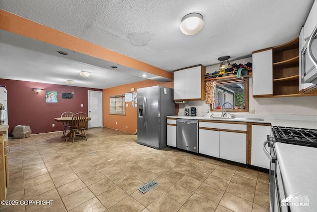 7051 E Lower Mesa Dr, Palmer, AK 99645