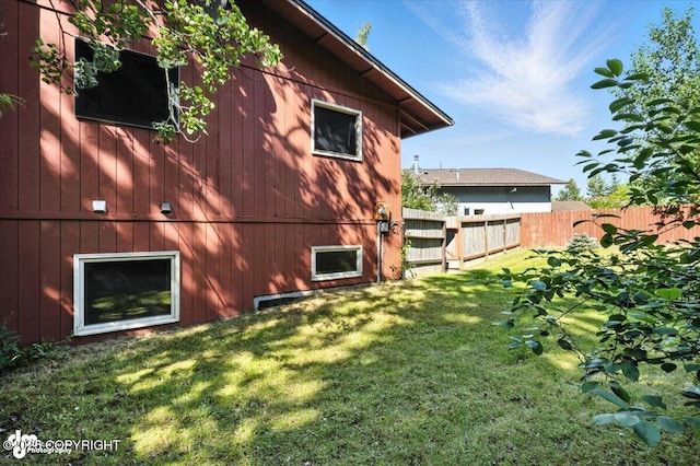 18723 N Lowrie Loop, Eagle River, AK 99577 - view of side of property