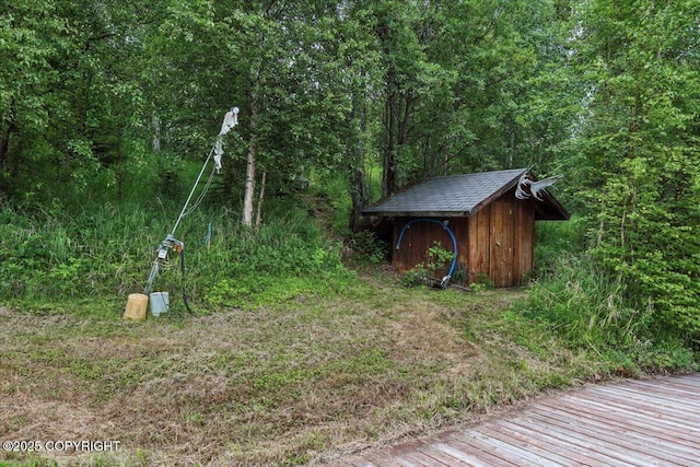 3291 N Edgewater Dr, Wasilla, AK 99623 - view of yard with a storage shed