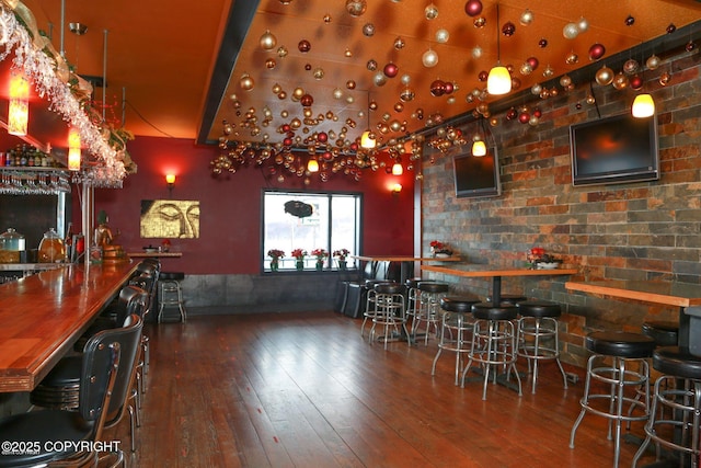 59217 E E End Rd, Homer, AK 99603 - community bar area featuring hardwood / wood-style floors