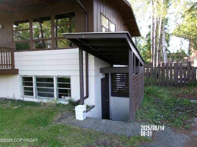 5731 College Dr, Anchorage, AK 99504 - exterior view