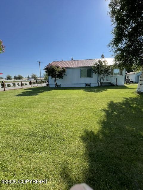 203 S Cobb St, Palmer, AK 99645 - view of green lawn