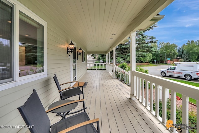 7521 Labrador Cir, Anchorage, AK 99502 - view of porch