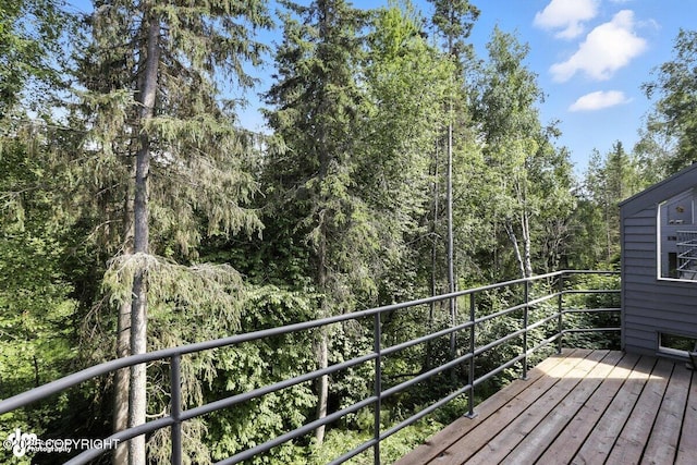 2433 La Honda Dr, Anchorage, AK 99517 - view of deck